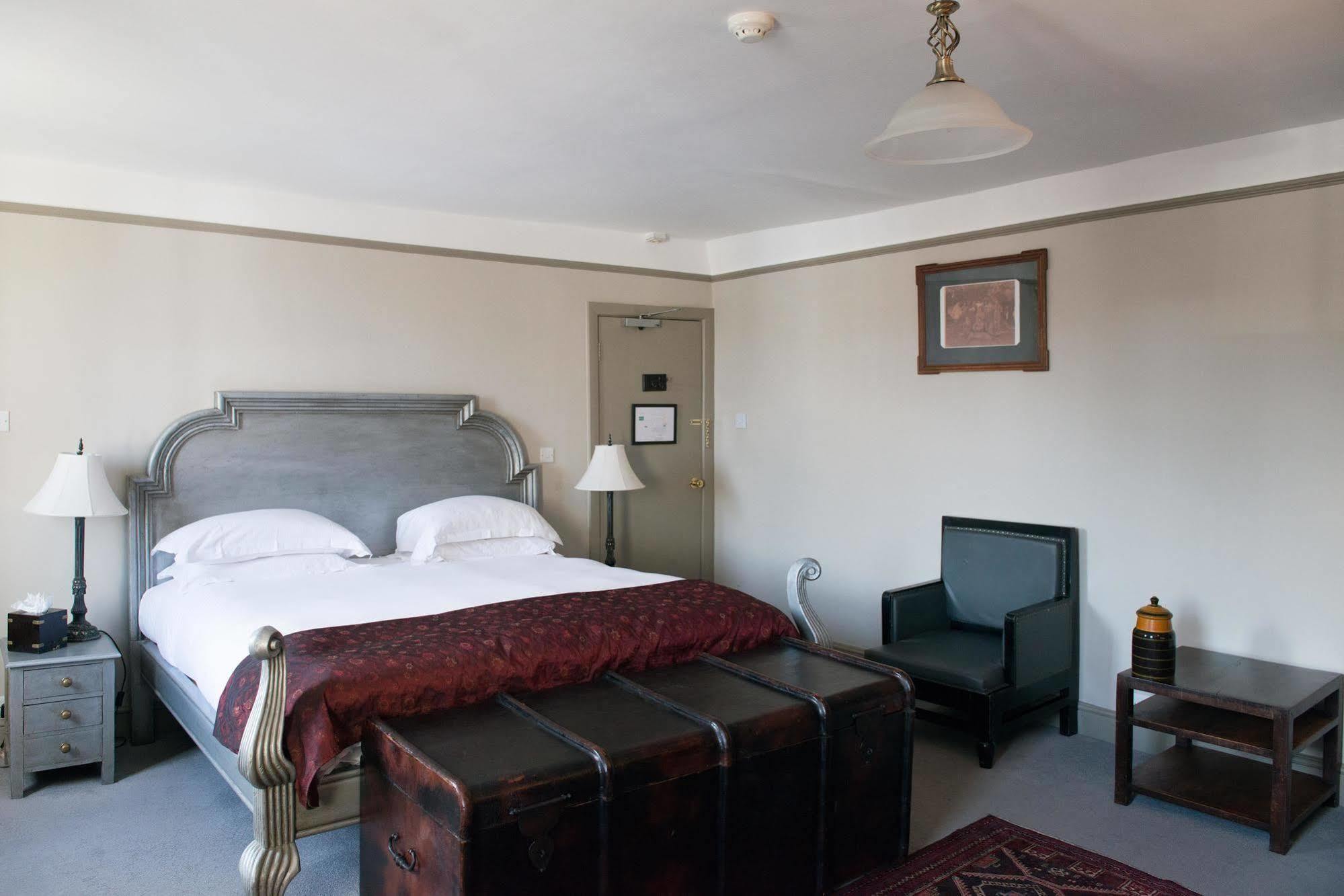 Elephant Hotel Pangbourne Eksteriør billede